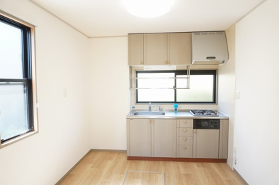 【居間・リビング】 | ハイカムールハピネスＢ棟