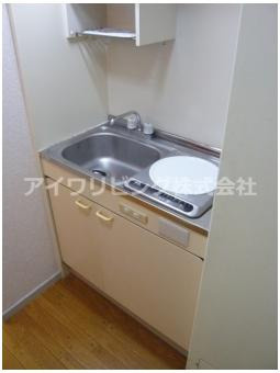 ニュータウンハウスのキッチン|ＩＨクッキングヒーター付き【ニュータウンハウス】