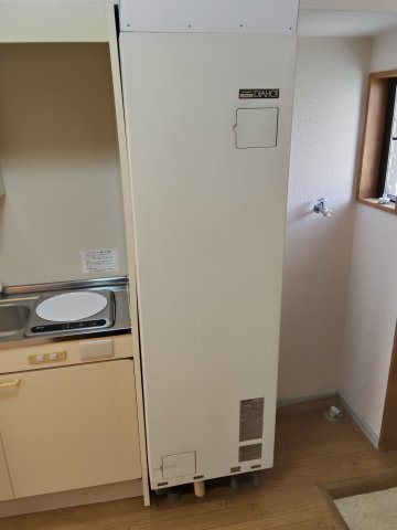 ニュータウンハウスの設備|電気温水器【ニュータウンハウス】