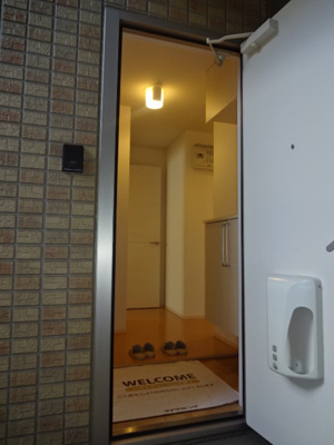 【玄関】 | ルミエール朝生田・