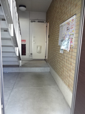 【エントランス】 | ルミエール朝生田・