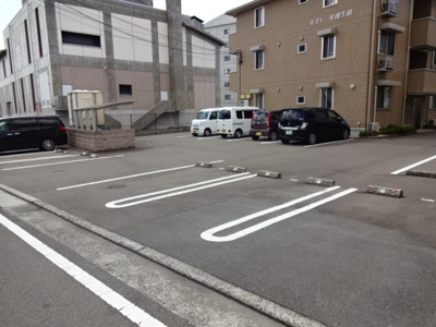 【駐車場】 | ルミエール朝生田・