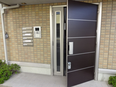 【エントランス】 | ルミエール朝生田・