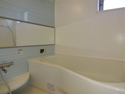 【浴室】 | ルミエール朝生田・