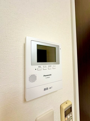 【セキュリティ】 | アトレ三田 | 防犯対策に有効なカメラ付きインターホン！録画機能が付いているので留守中の訪問者まで確認できます♪