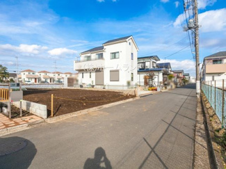 【前面道路含む現地写真】