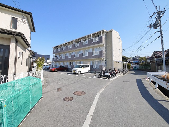 ラ・パストラールの周辺