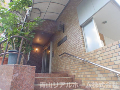 【エントランス】 | グラン青山