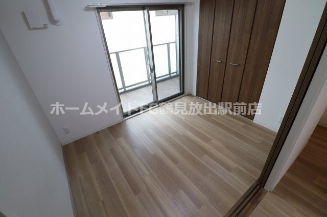 Parvis Flora Tsurumiの洋室