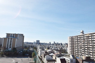 【展望】 | 物件のお問い合わせは、 ０１２０－７００－９６８までお気軽にどうぞ！
バルコニーからの眺望