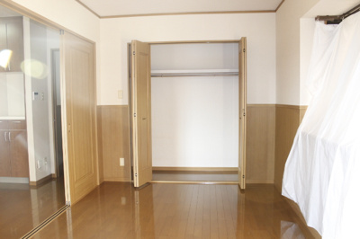 【洋室】 | レアールマンションセレッソA棟
