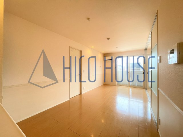 D-roomあずま町Aの居間・リビング