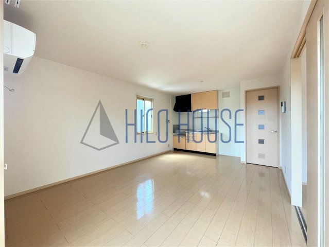 オークヒルズ弐番館の居間・リビング