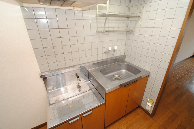 アビタシオンGTのキッチン|同建物　イメージ写真