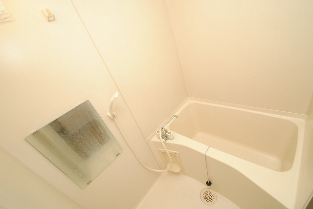 アビタシオンGTの浴室|同建物　イメージ写真