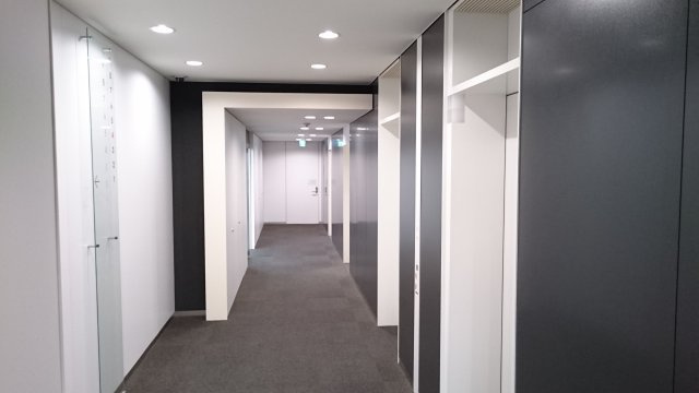 アーバス新横浜（ABAS新横浜）のエントランス