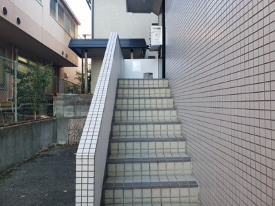 【その他共用部分】 | プラザ学園南 | 階段部分☆神戸市垂水区　プラザ学園南☆