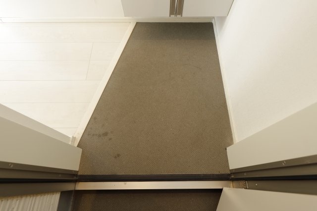 ルネコート京成小岩の玄関