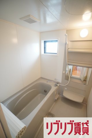 ローズフラワー小倉の浴室