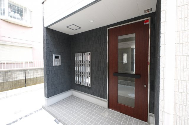 リブリ・ＭＹＵ前原のエントランス|清潔なエントランスです