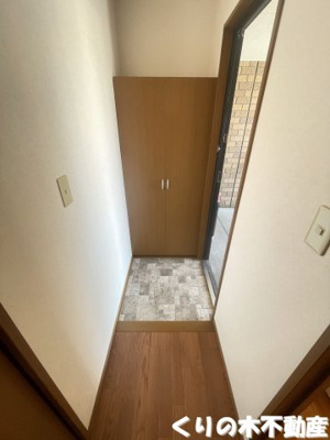 【玄関】 | リヴェールコート C棟 | シンプルで使いやすい玄関です