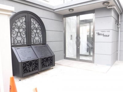 【エントランス】 | La Bella Vita Ⅱ『ラベラヴィータツー』