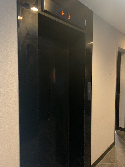 八並ビル