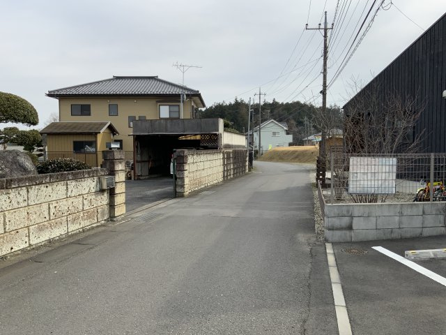 アムールⅡの周辺