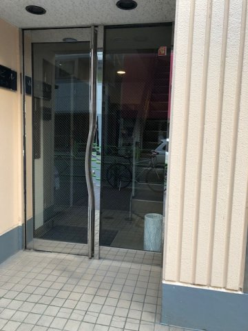 増田ビルのエントランス