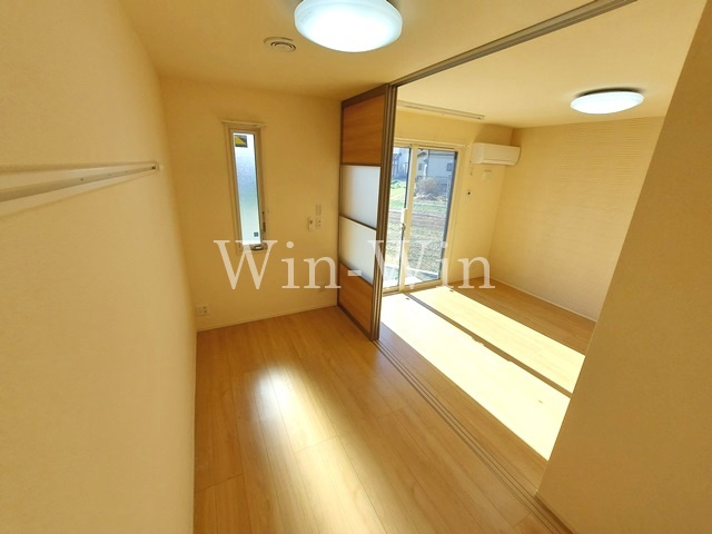 アムール二本松 Bの洋室