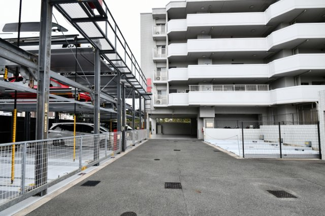 アトレ城東の駐車場|敷地内に駐車場がございます。