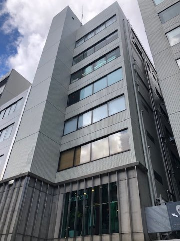 渋谷区神宮前６丁目の店舗事務所