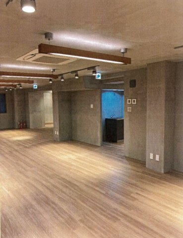 渋谷区神宮前６丁目の店舗事務所の内装