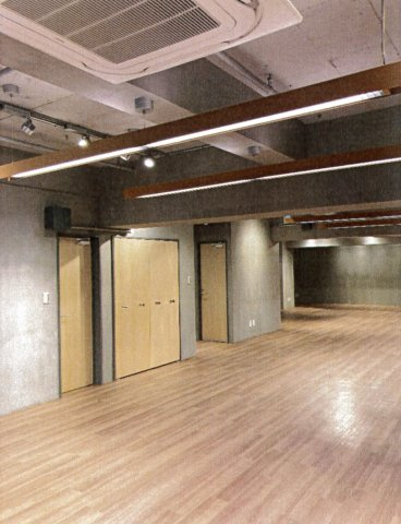 渋谷区神宮前６丁目の店舗事務所の内装