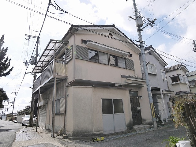 出屋敷町戸建の外観|外観は落ち着いています