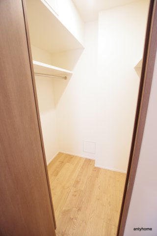 RJR堺筋本町タワー　仲介手数料無料の収納