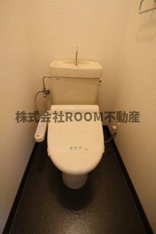 エレファントマンション8のトイレ|落ち着いたトイレです