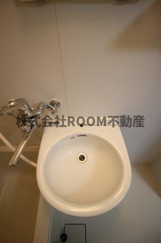 下沖ハイツの洗面所|広い洗面スペース