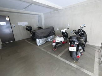 【その他共用部分】 | バイク置場です。