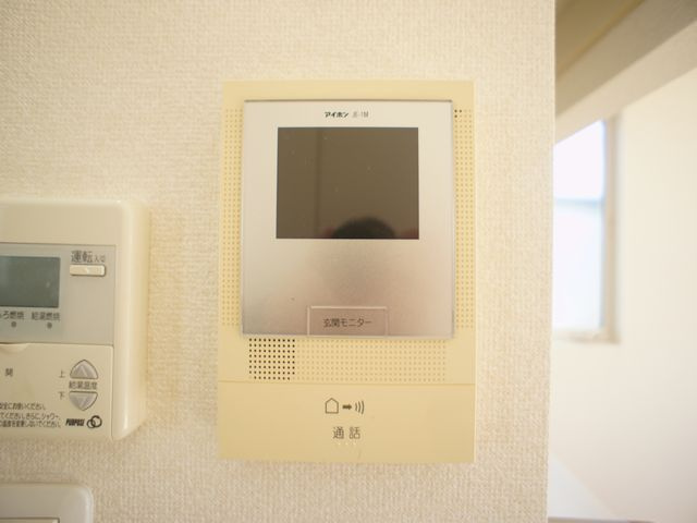【設備】 | ボヌールA | 訪問者の確認ができるTVドアホン付きです♪