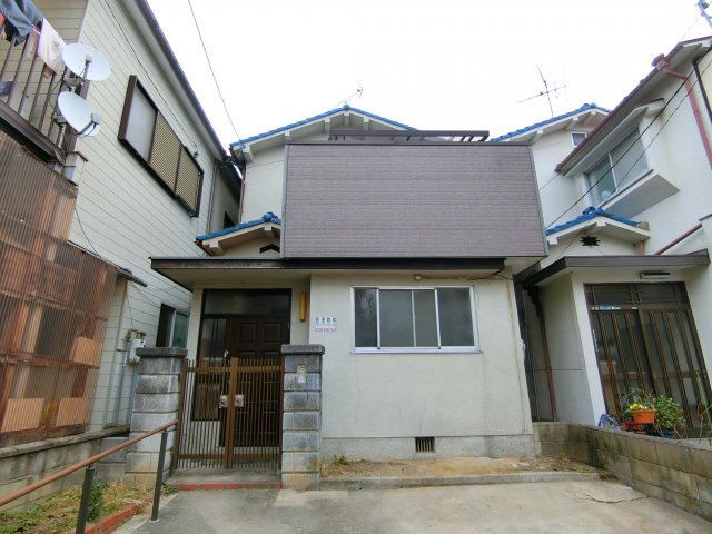 西板持戸建の外観