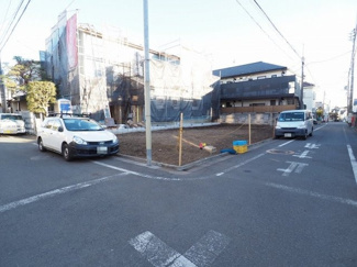 【外観】 | 現地見学や資料請求などお気軽にお問合わせ下さい
周辺環境とあわせて現地ご案内致します。
