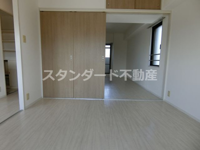 【寝室】 | コンフォールエスティオ