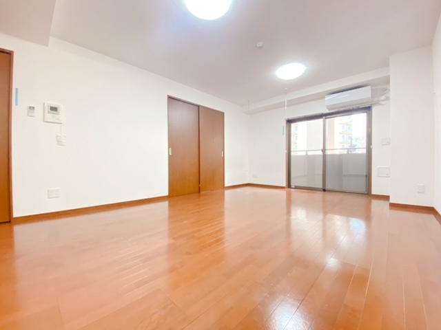 【居間・リビング】 | ソリッド大橋