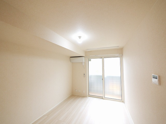 グランドール　ヴィラの居間・リビング|ゆったり過ごせる居間です