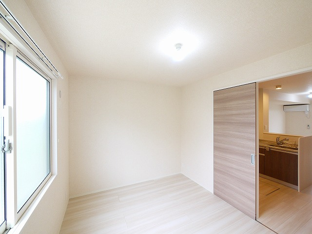 グランドール　ヴィラの洋室|個人の部屋や寝室として使える洋室です