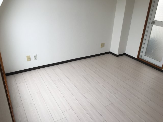 【寝室】 | ティアラおかもと