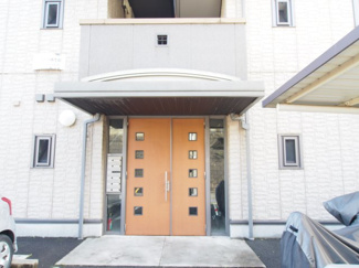 【エントランス】 | 清潔なエントランスです