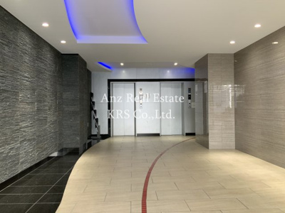 【ロビー】 | セレニテ心斎橋グランデ | 広々とした空間が魅力的なロビーです♪