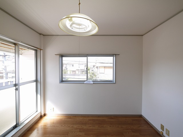 キリン1番館の寝室|使い勝手のいい寝室です